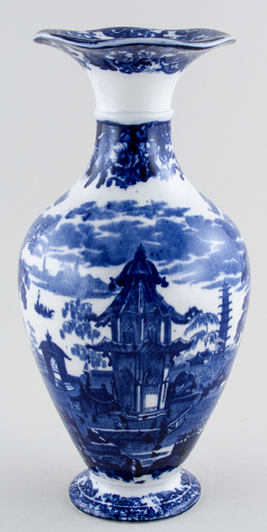 Vase c1913